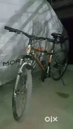 1.5 year old cycle. In good condition.
