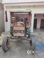 Eicher tractor 1991 pb 31 number front tyre 80% back tyre40%