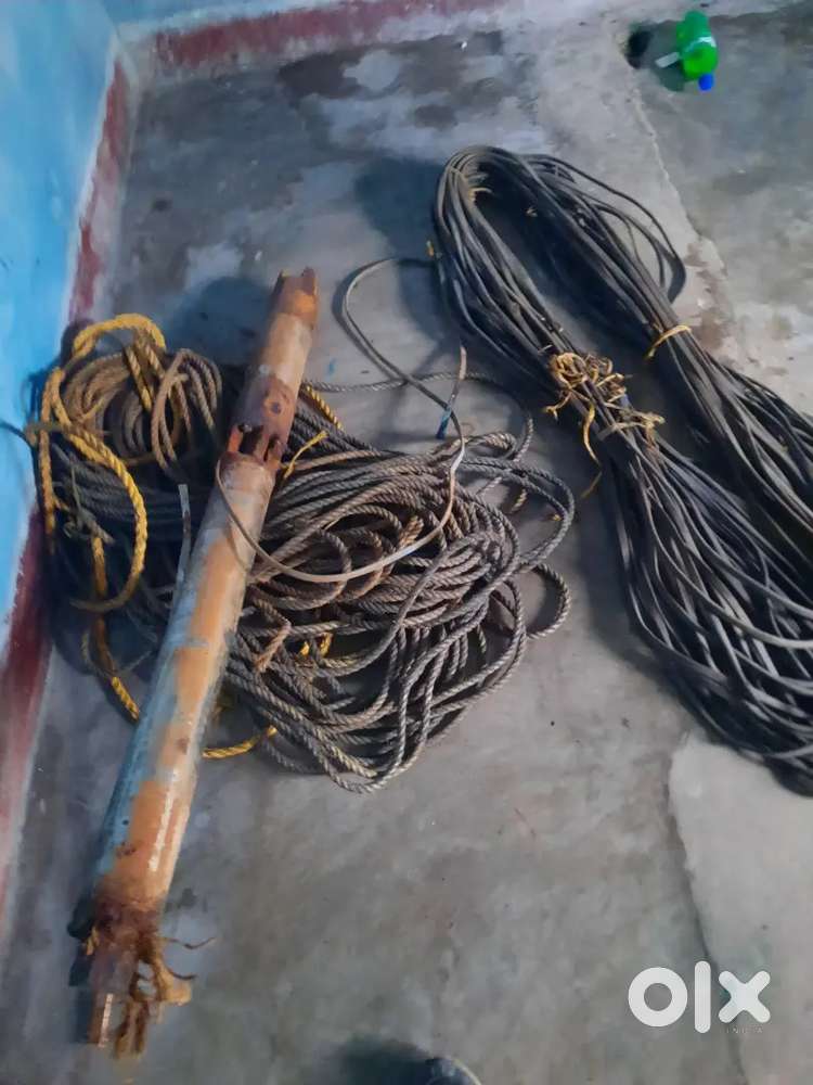 Kirloskar summersible 1.5hp running 320 feet wire 320 feet rope