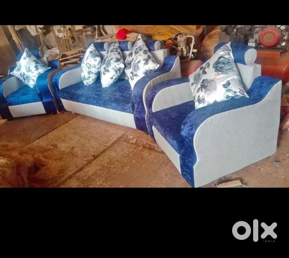 FIXED HEADER SOFA SET WITH 5 SEATER DIRECT FROM MANUFACTURING IN N.Z