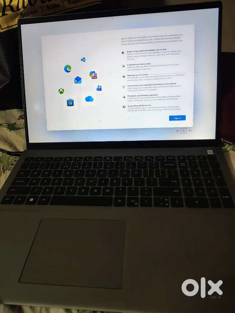 Dell Vostro 5620 laptop