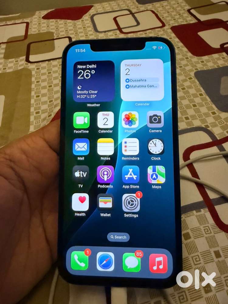 iPhone 12 (64 GB: Original Bill + Box + Cable Available)
