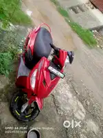 Only one handed ride