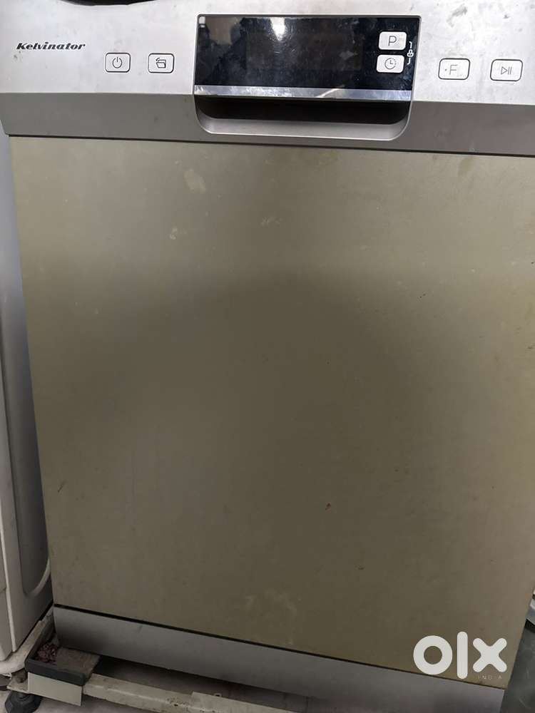 Urgent sale Dishwasher Kelvinator 16 place settings