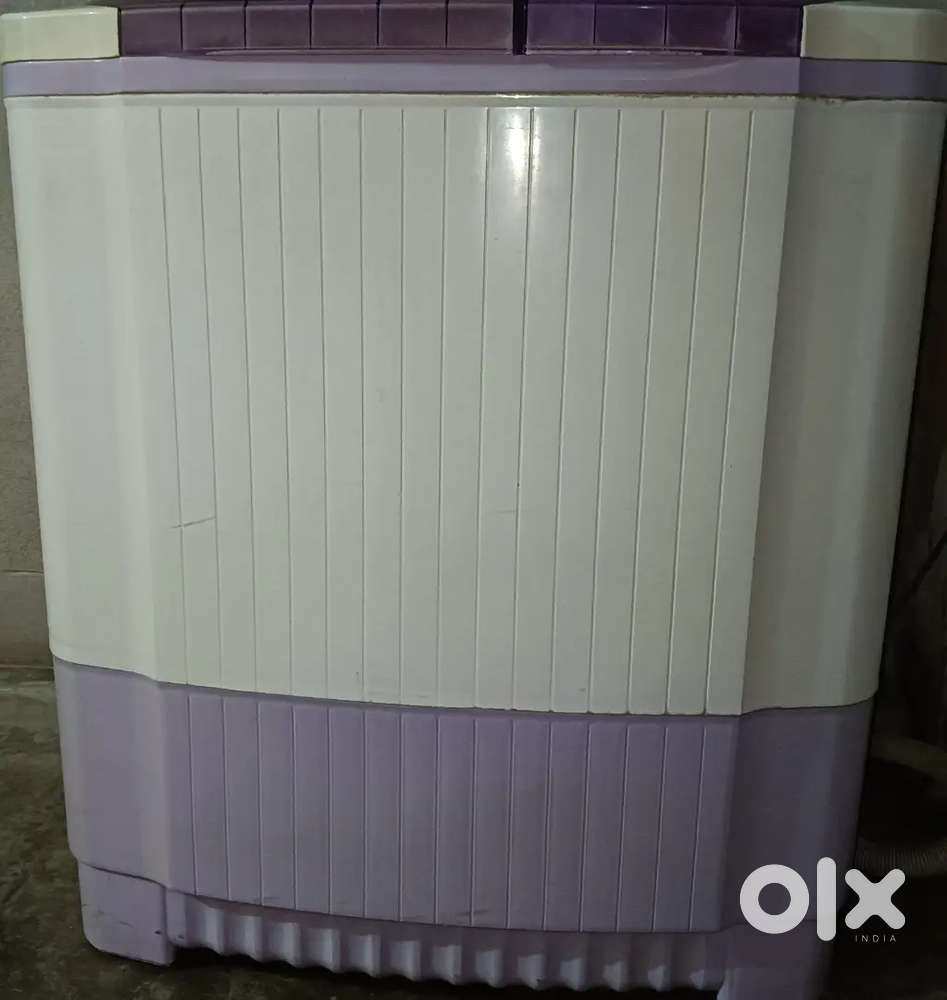 Lg 7.2 kg 3 star semi automatic washing machine
