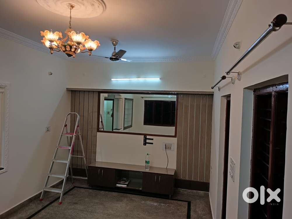 2 bhk house in ground floor