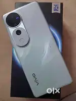 Vivo v40 pro ( 8GB 256 GB )