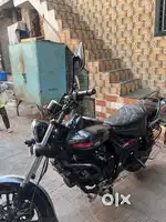 BAJAJ AVENGER STREET 220 (2016)