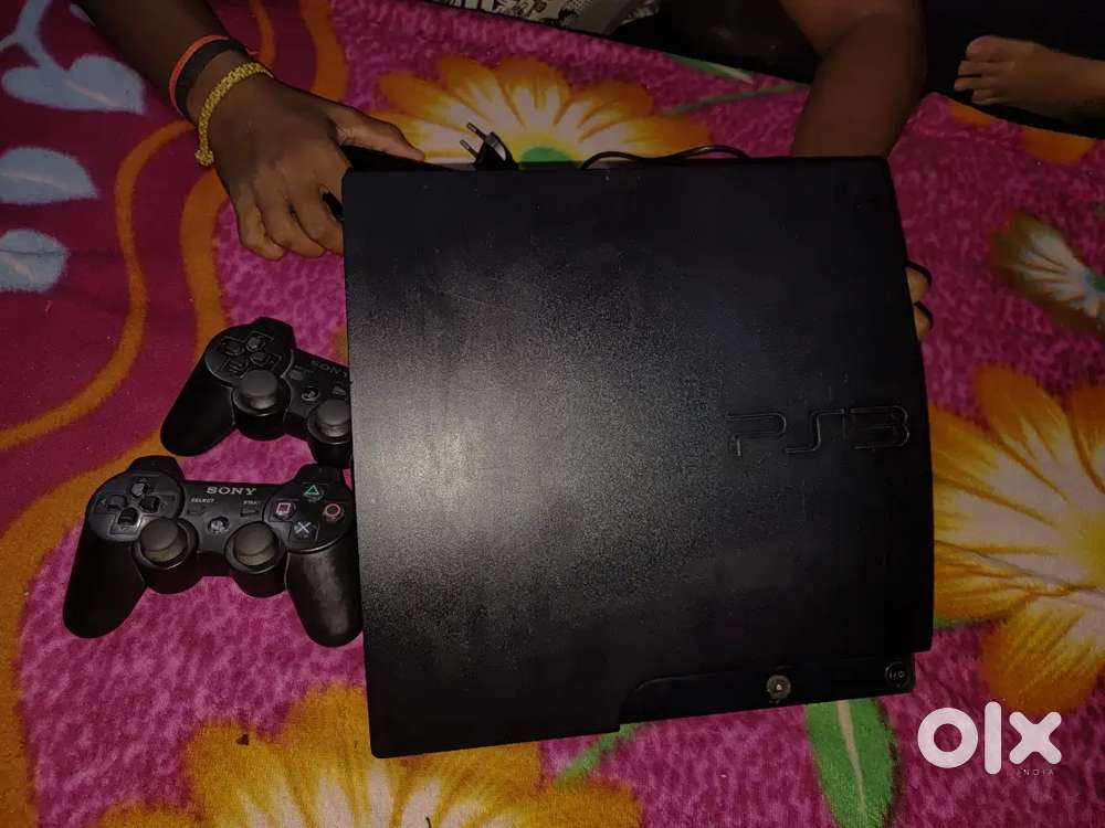 PlayStation 3 slim (ps3)