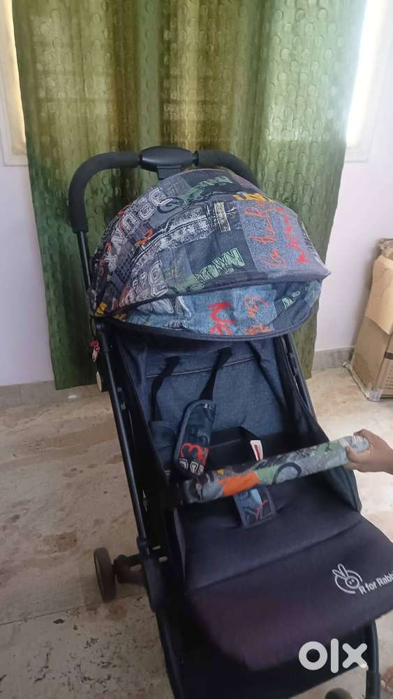 Pocket Stroller Lite - One Hand Fold, Multi Recline, Light Weight