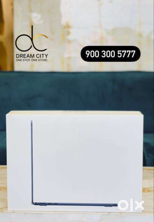 MACBOOK AIR M4 13INCH 24/512GB BRAND NEW WITH 1 YEAR WARRANTY