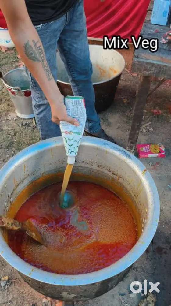 आवश्यकता है हलवाई हेल्पर शादी पार्टियों मे काम करने के लिए