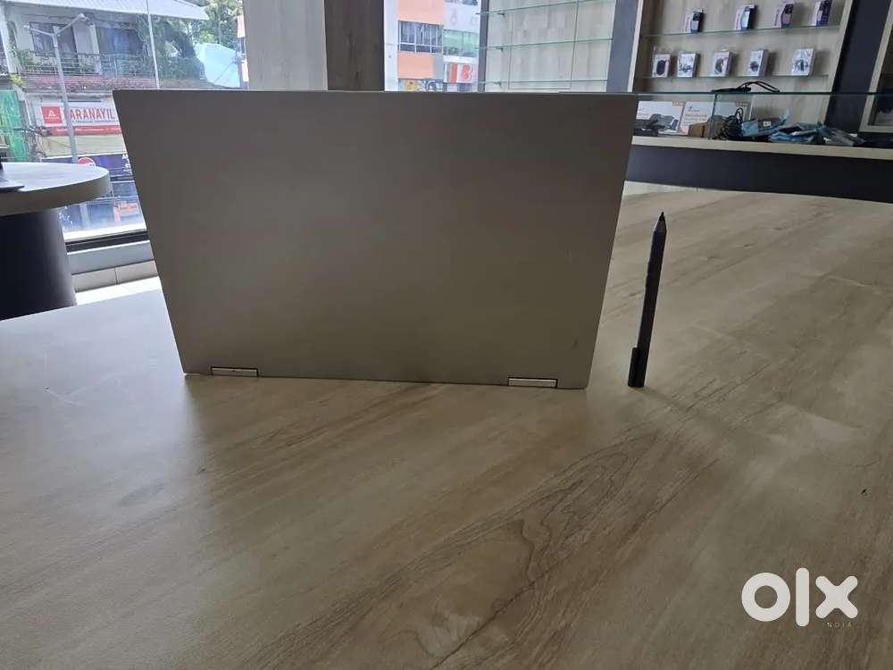 ASUS VIVOBOOK i5