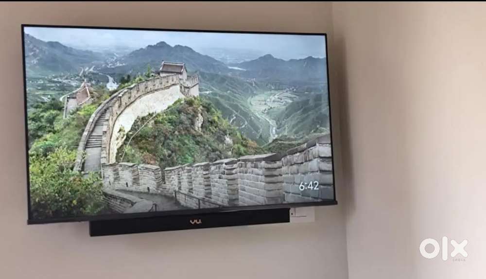 Vu 50 inch 4k qled tv with sound bar