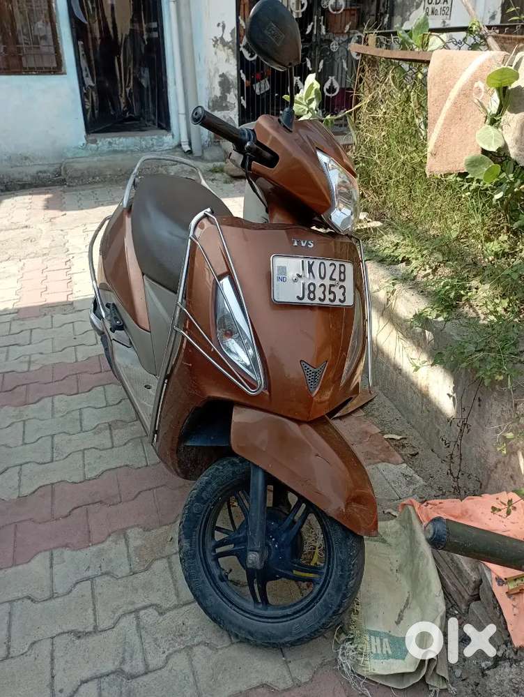 Jupiter 110 cc brown colour