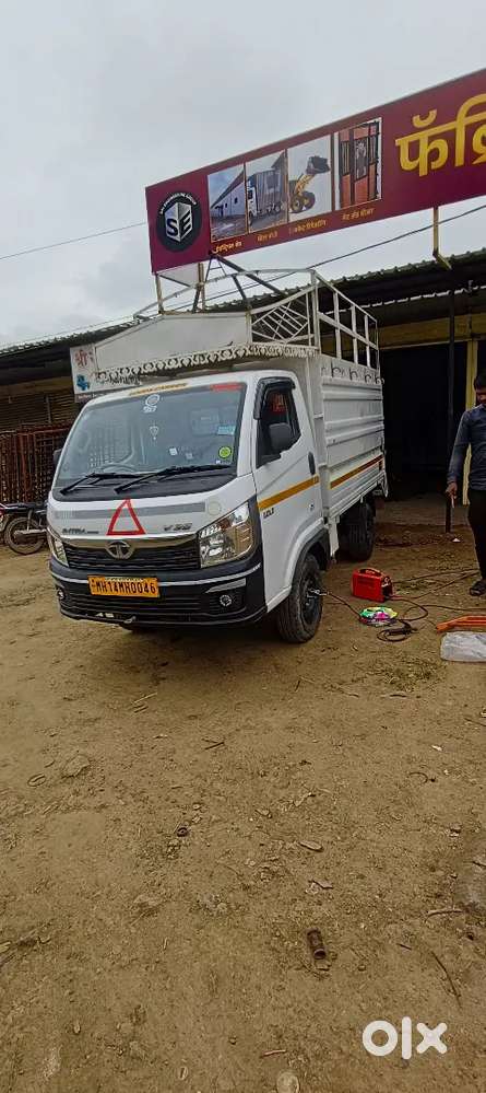 new tata intra v30