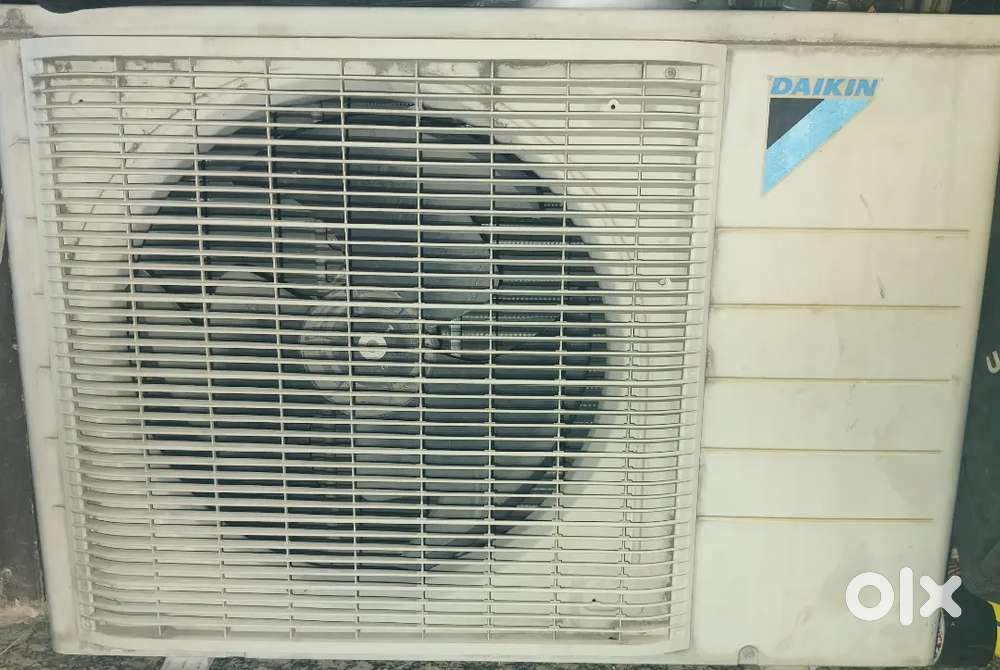 Daikin Non inverter 1.5 ton