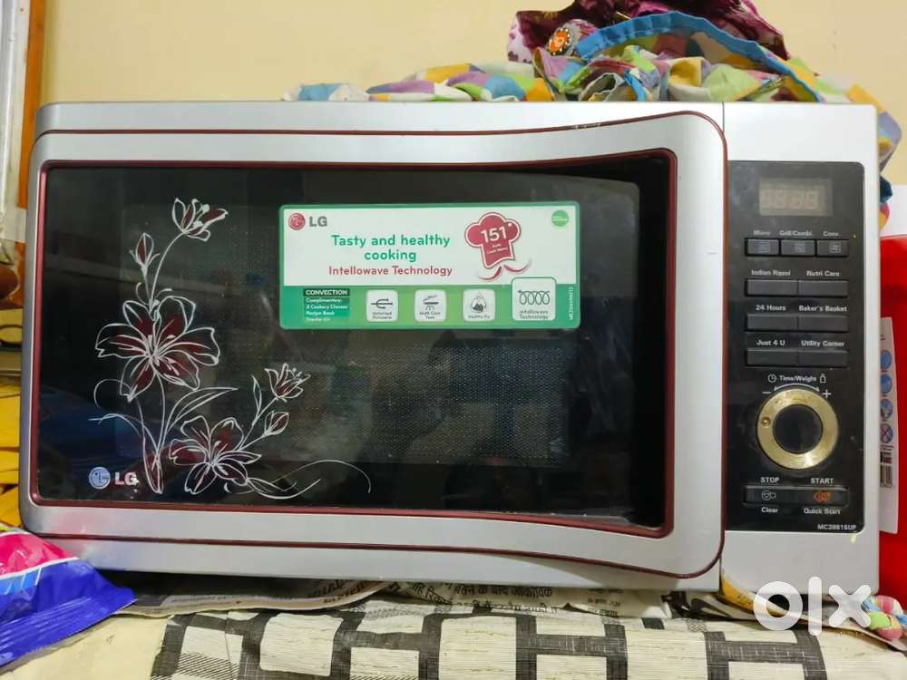 LG Microwave up for Sale