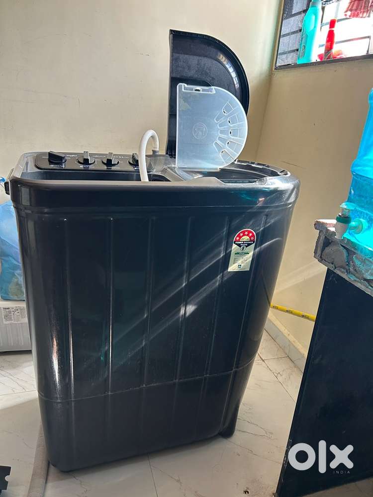 Whirlpool 7kg semiautomatic , least used washing machine