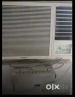 1 tonn window AC for sale @10000
