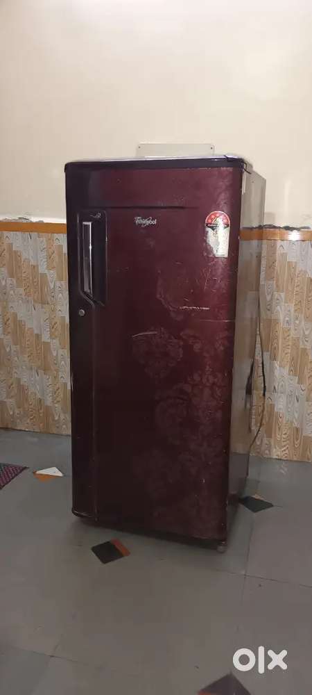 Whirpool 185ltr 5 star good condition single door fridge