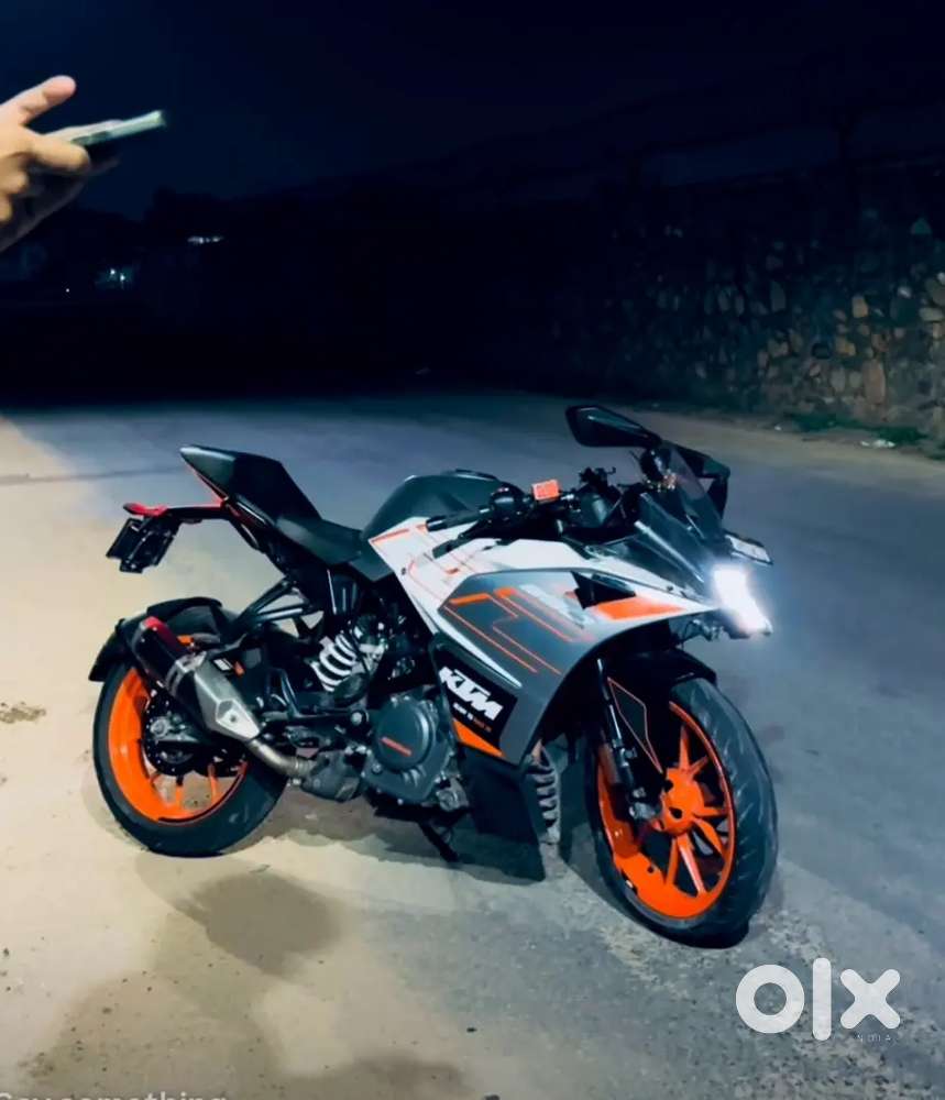 Ktm rc 390 bs6 november 2020purchase..less driven ...i o...n