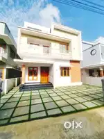 Kalamassery koonammavu road near panayikulam kongorpilly 3bhk house