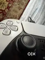 PS5  825 GB + Two Games