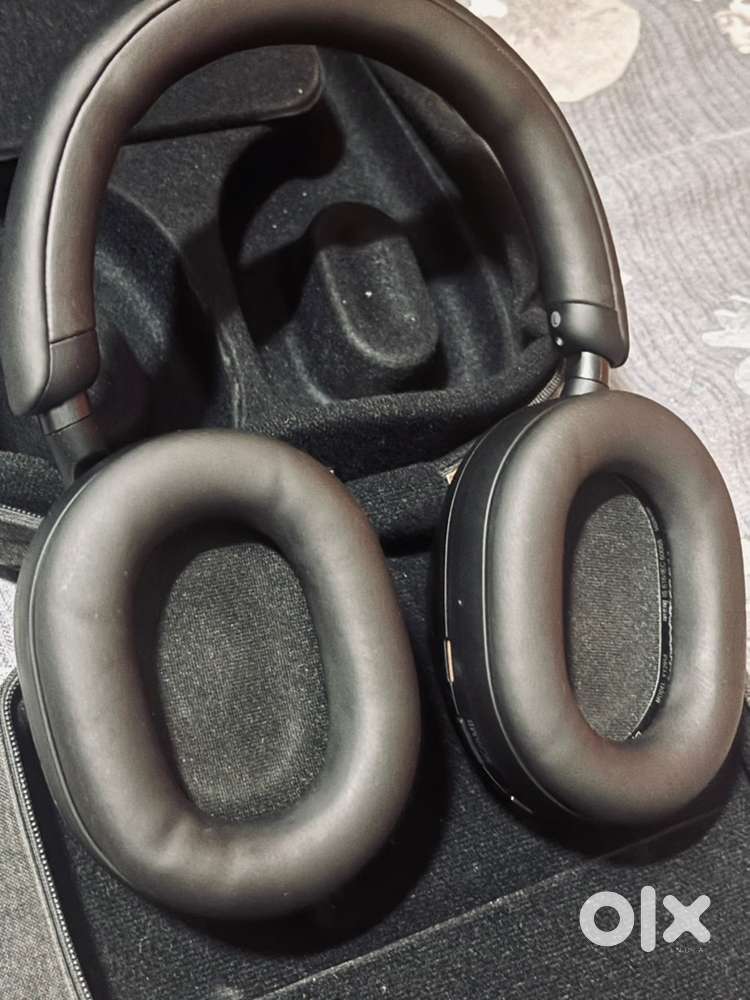 Sony WH-1000XM5 Wireless Noise Cancelling Headphones