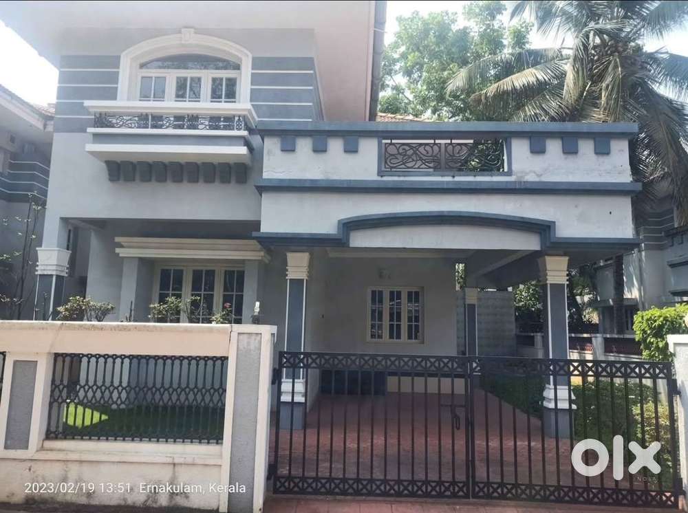 Edapally 6 cent 1902 sqft 3+ bhk gated villa for sale