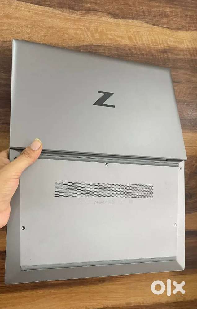 Hp zbook Touch i7 10th generation 16gb ram 256gb ssd warranty