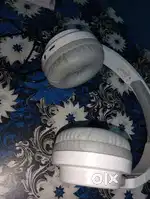 Headphone for sell. If u are interested massage me.