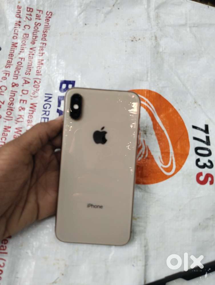 i phone xs 64gb battery health 76
