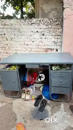 Office table