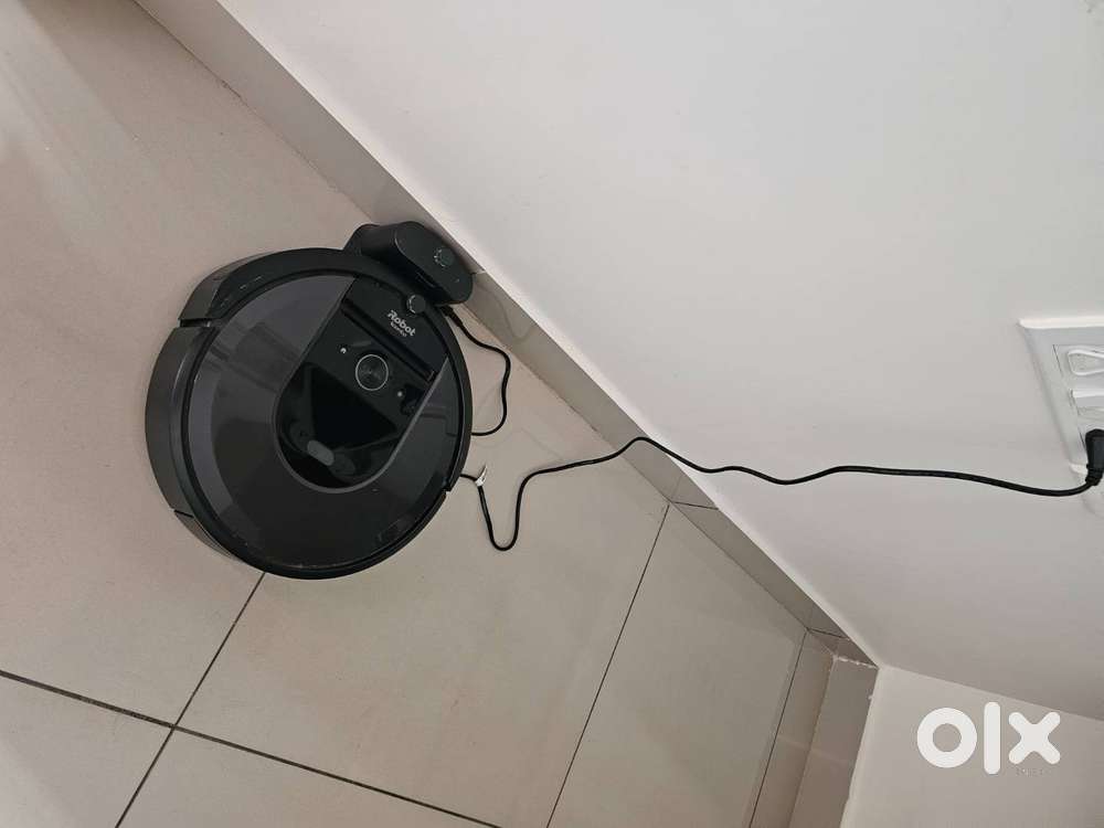 Roomba i7 iRobot