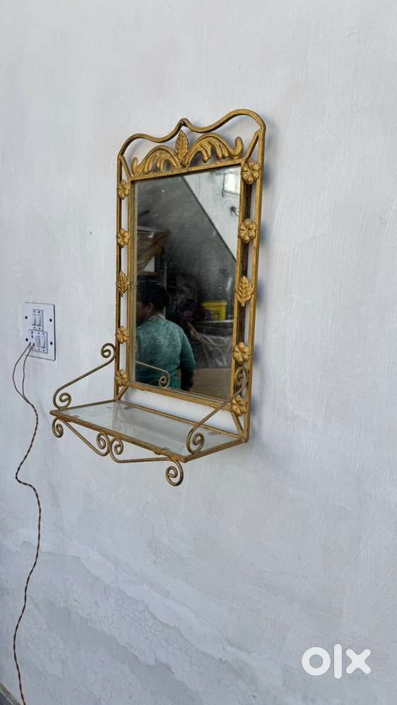 Wall Hanging mirror