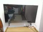 24 inch samsung monitor (Screen Broken)