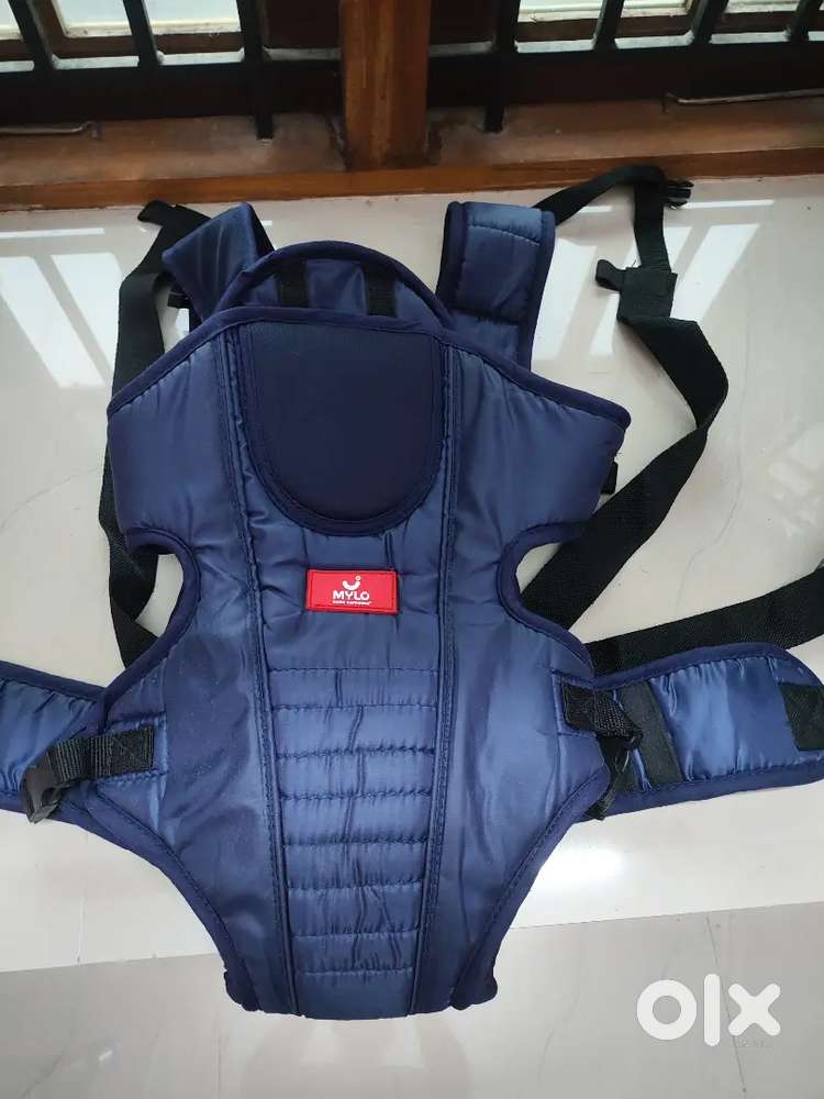 Baby carrier for 6 to 15 months old child