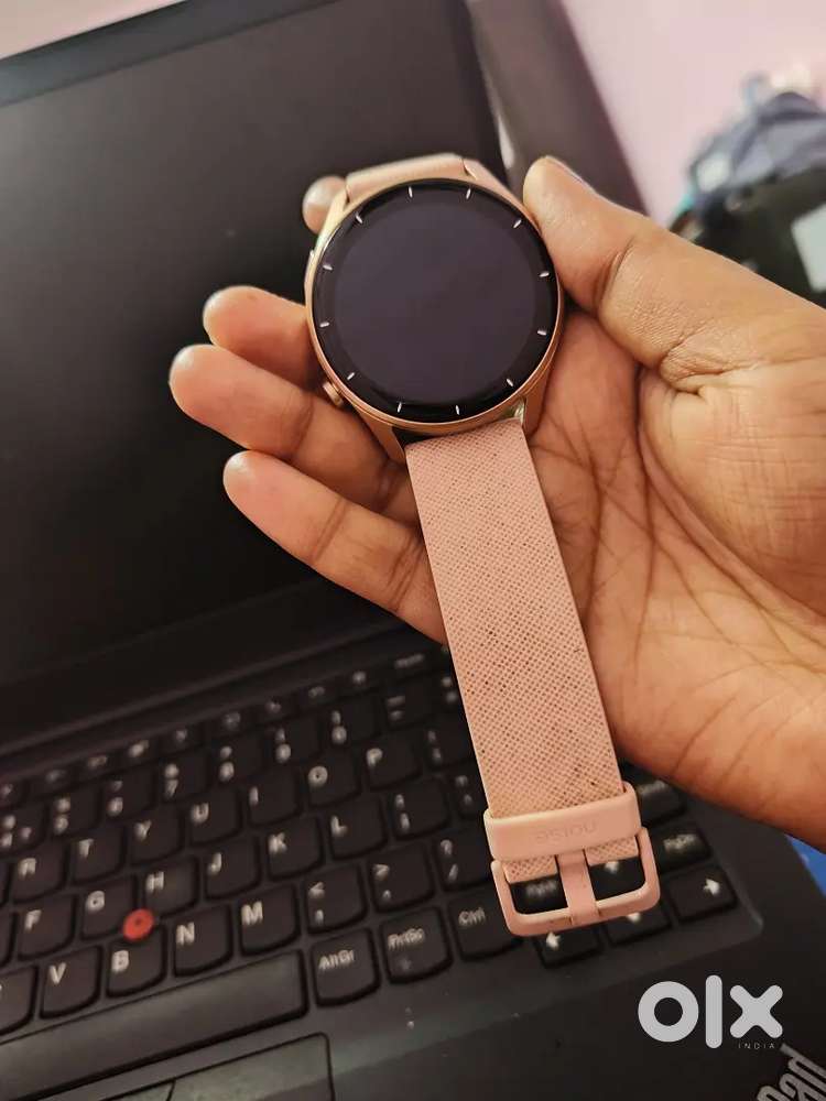 Smart watch noise fit crew