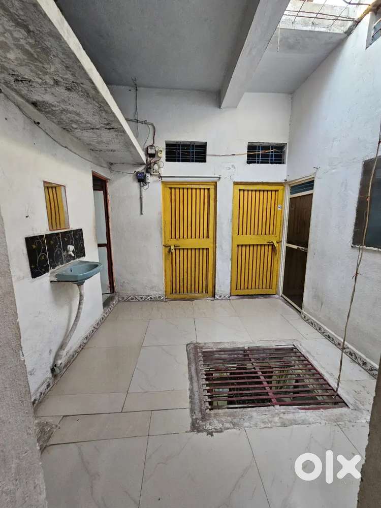 Best location Nearby Nanakheda and big bazar