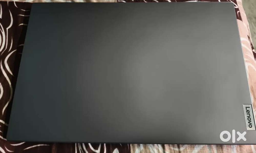 Lenovo V15 AMD Ryzen 3 Hexa (Laptop)