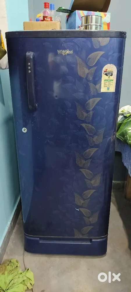 Whirlpool refrigerator 190 L