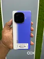 IQOO NEO 10R 12/256 GB 20 DAYS OLD 1 YR WARRANTY