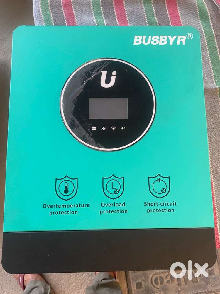 Hybrid solar inverter