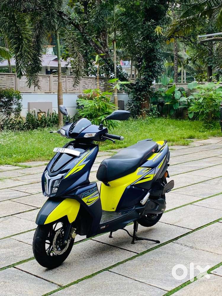 TVS ENTORQ 125 XT