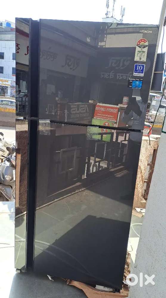 Hitachi double door fridge
