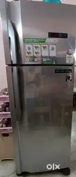 Double Door fridge Good condition and converter mode is also available
