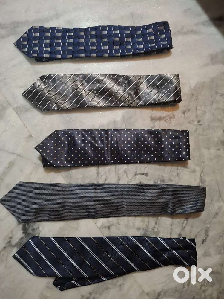 Tie branded
