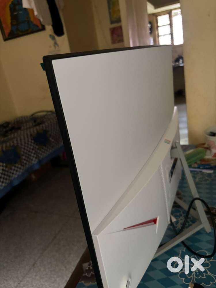 Zebronics brand new 32inch curved monitor