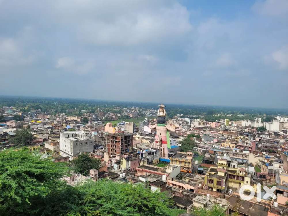 3bhk available for rent on prime location dwarikapuri main road mzn